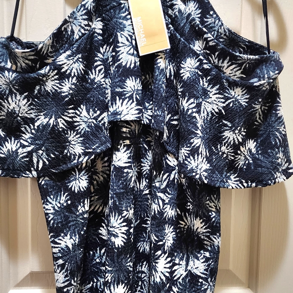 Authentic Michael Kors Blouse Size S.NWT